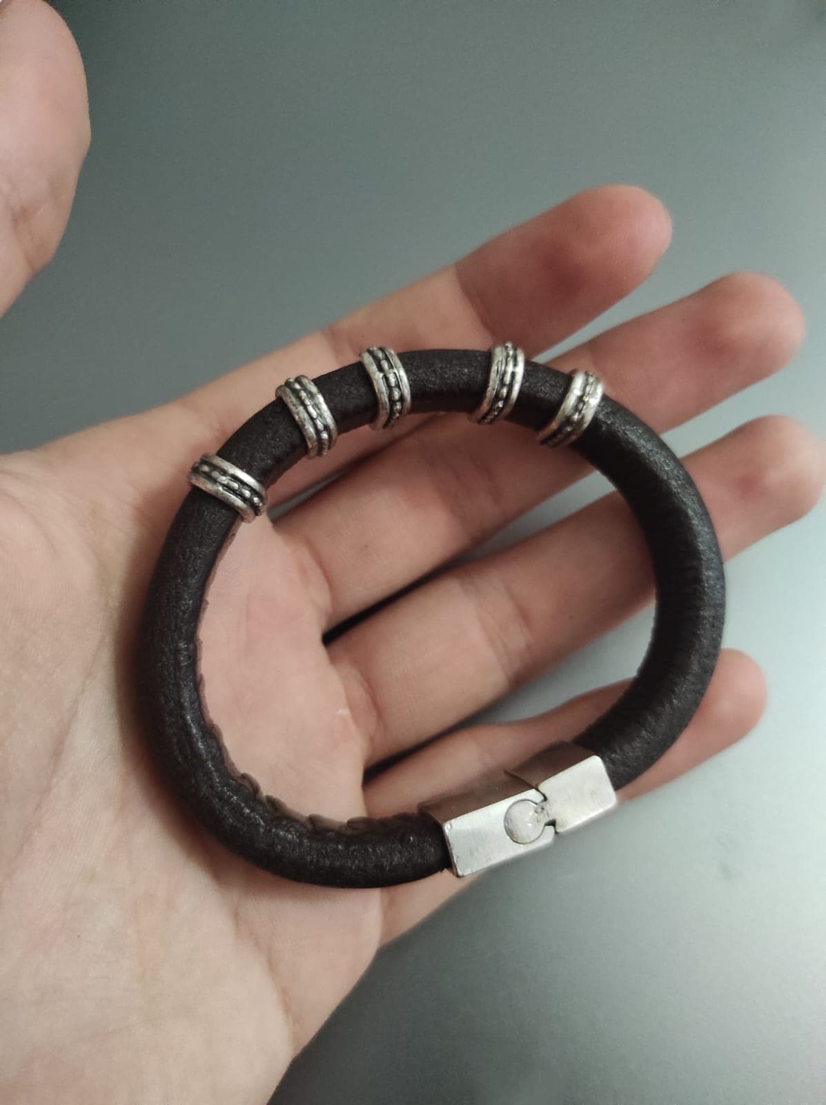 Unisex Kahverengi Kalın Deri Bileklik